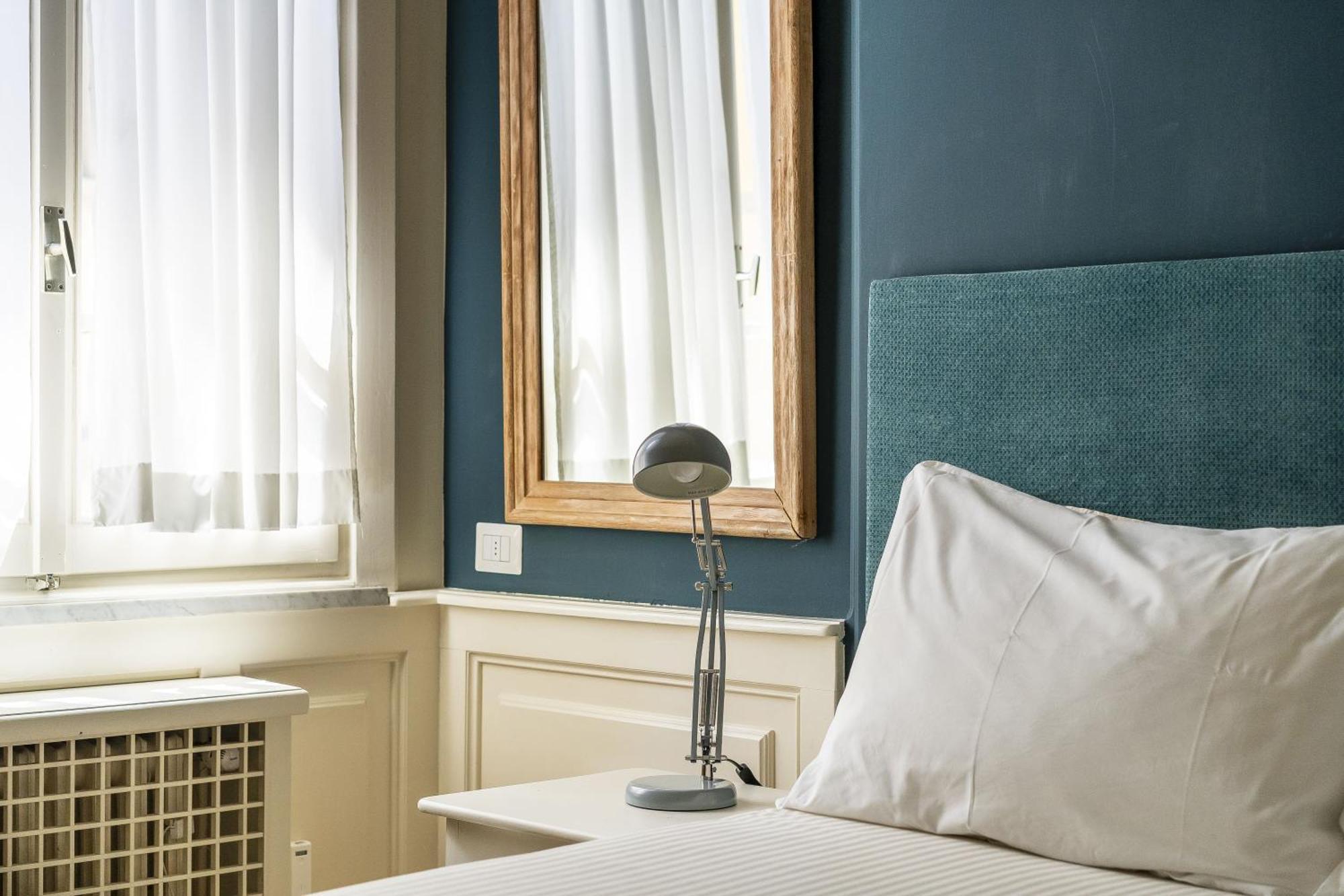 Old Bridge Apartment Firenze Bagian luar foto